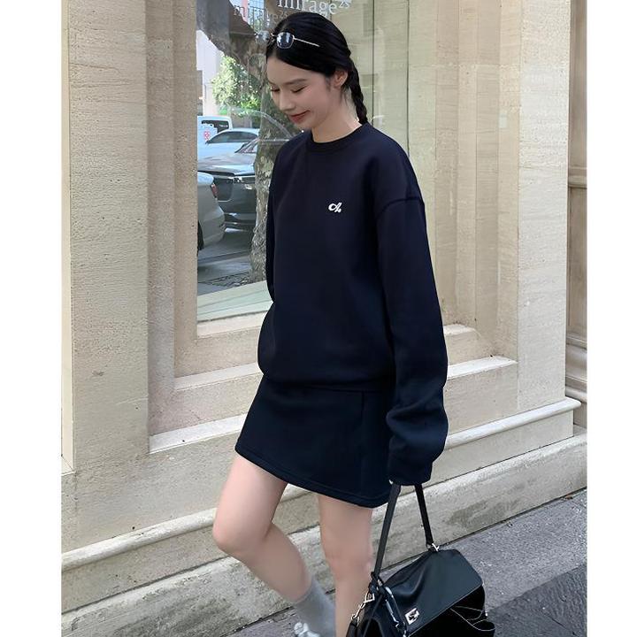 时髦运动套装女2025早秋新款复古美式宽松长袖圆领卫衣短裙两件套