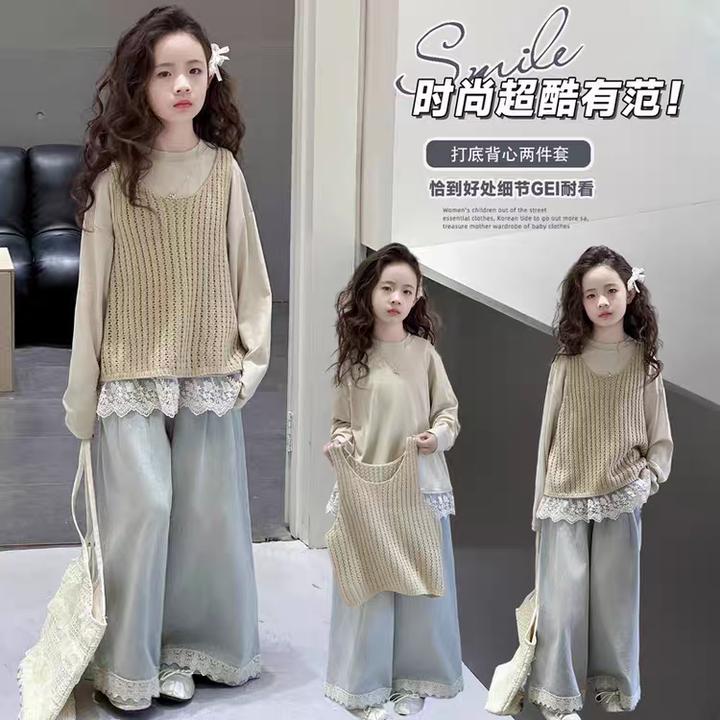 女童春秋款韩系时尚蕾丝拼接打底衫针织马甲背心牛仔阔腿裤三件套