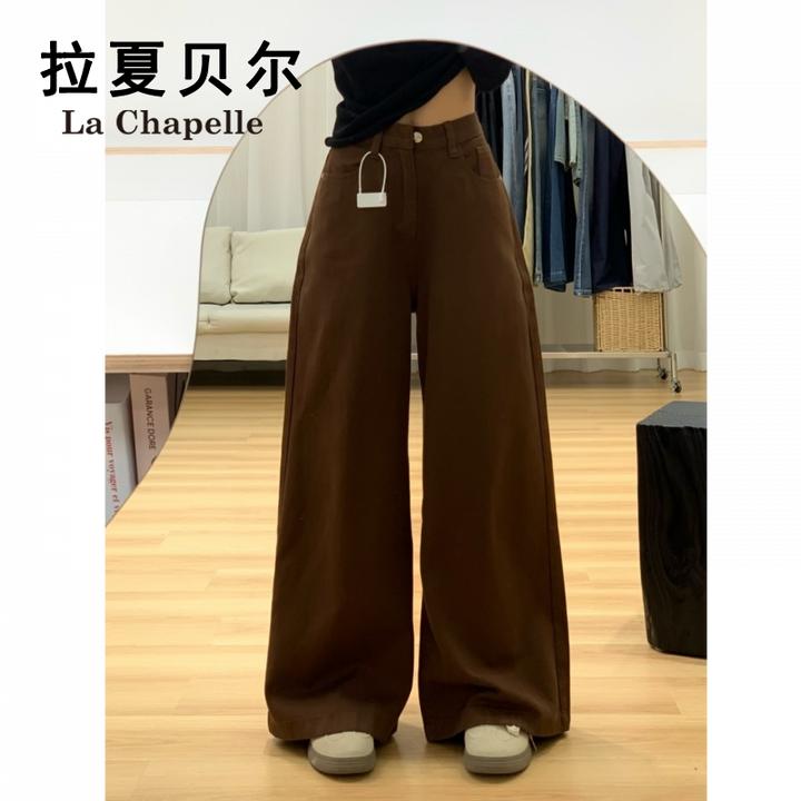 拉夏贝尔咖色裤子美式复古牛仔裤女秋2025新款胖mm显瘦宽松阔腿裤
