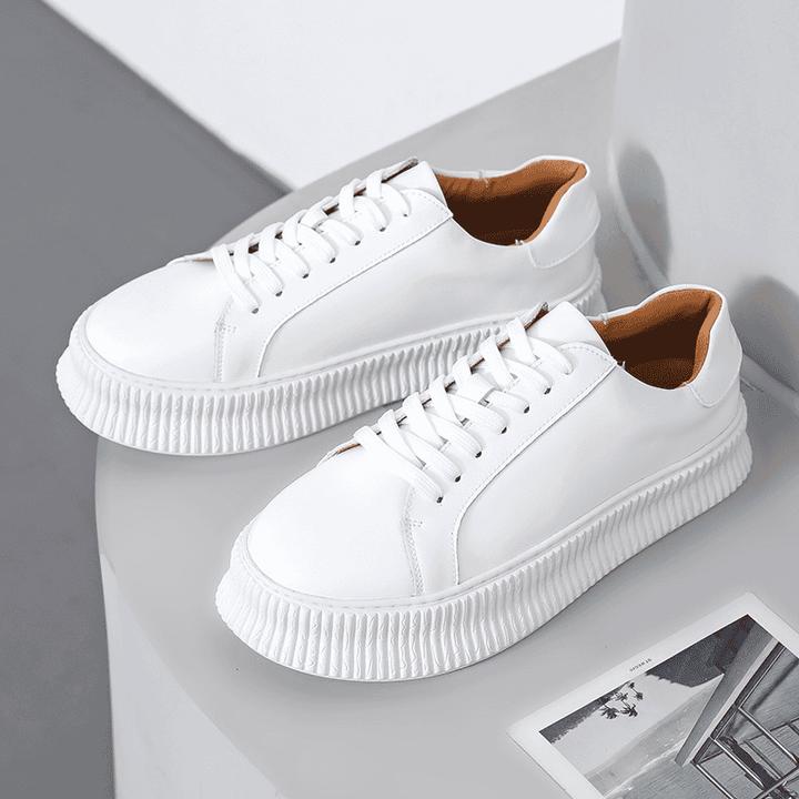 莱德的搭配轻熟风新款圆日常纯色简约情侣休闲小白鞋男松糕底鞋子