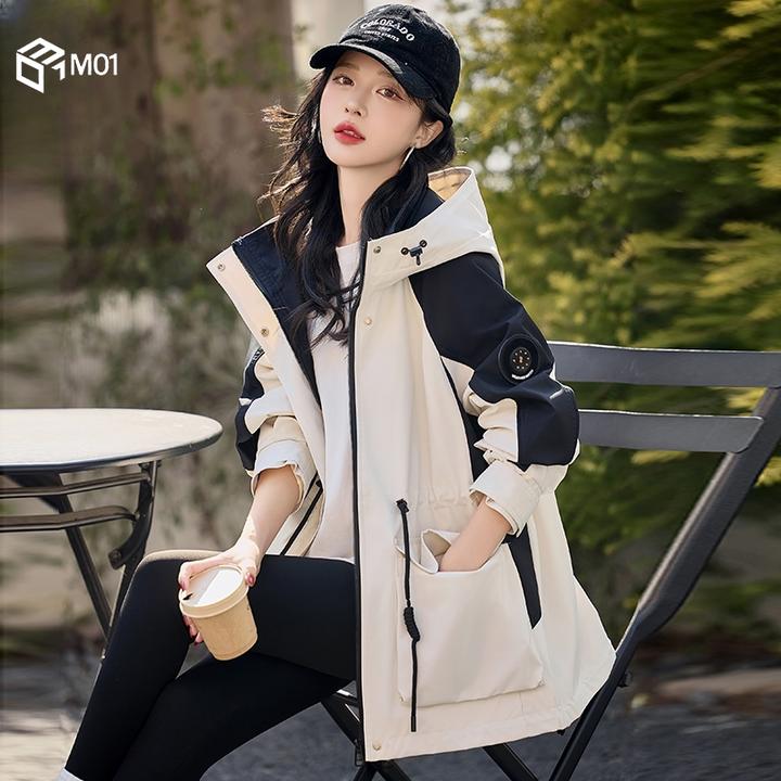 M01派克服女中长版2025秋季新款时尚宽松冲锋衣工装连帽风衣外套