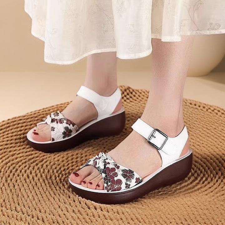 大东她爆款厚底软底凉鞋女2025夏季新款鱼嘴蝴蝶结民族风坡跟女鞋