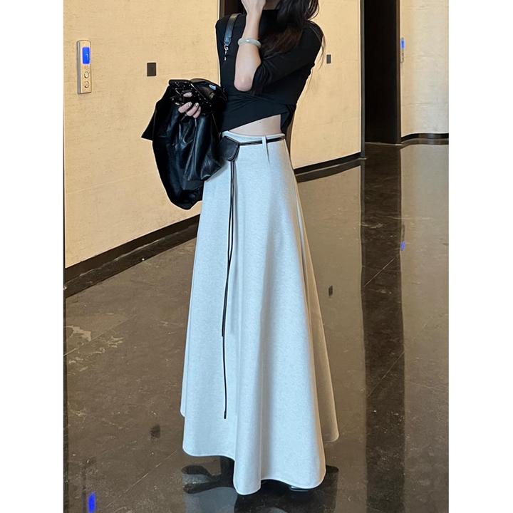 高级感奶白色A字长裙女秋季新款舒适百搭咖色显瘦休闲半身裙