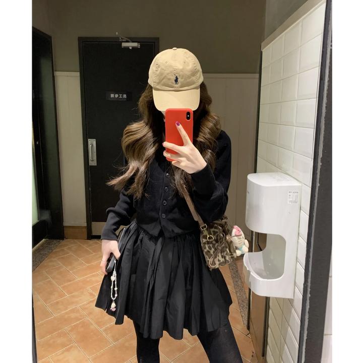 秋冬韩系赫本风高级感黑色针织开衫上衣外套女高腰半身百褶短裙子