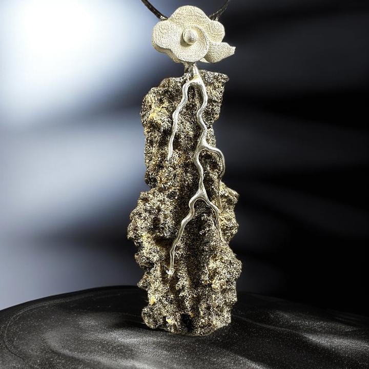 A7号 雷击石 可以触摸的雷电