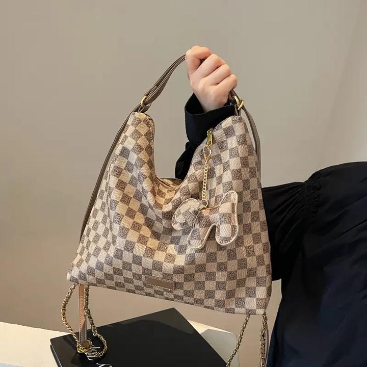 复古轻奢2024大容量单肩包秋冬新款流行百搭通勤托特包单肩包女包