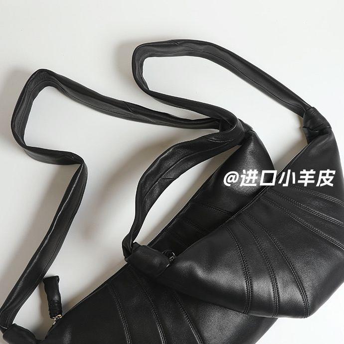 【牛角包】进口头层羊皮纯色经典可颂包饺子包时尚休闲单肩斜挎腋下