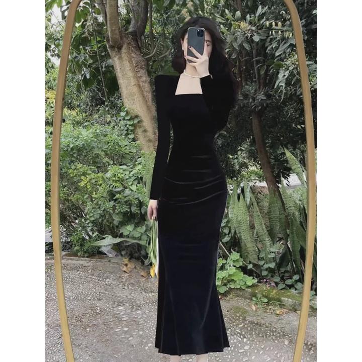 秋季金丝绒修身显瘦方领感长袖气质连衣裙女新款包臀裙