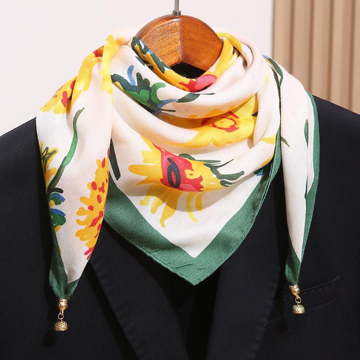 2025秋冬新款洋气磁吸三角护颈围巾女季丝巾高级感脖子方巾围脖