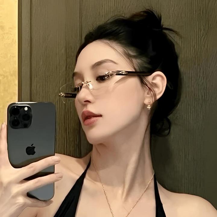 2024新款防蓝光无框切边女金属重工艺素颜眼镜Y2K复古辣妹欧美风