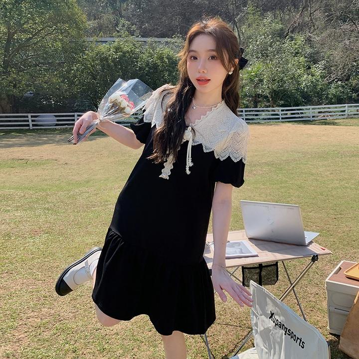 法式蕾丝拼接黑色连衣裙夏季新款高级感小个子文艺港风显瘦气质