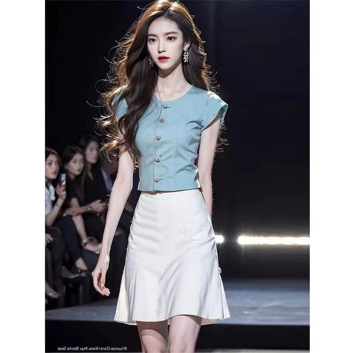 气质穿搭一整套装女夏季时尚高级感高腰半身裙衬衫盐系炸街两件套