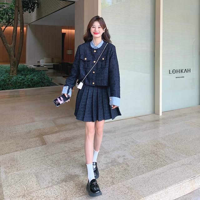 深蓝色法式轻奢套装裙女春装2025新款小香风上衣百褶背心裙两件套