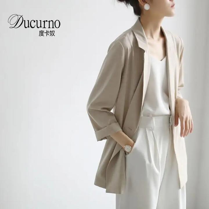 夏季薄款新款百搭西装外套女装韩版休闲小个子宽松防晒小西服上衣