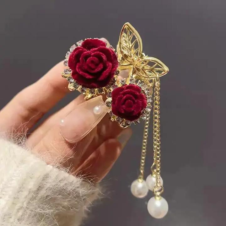 新款高级感红玫瑰樱桃流苏抓夹优雅气质新年发饰大气发夹小众百搭