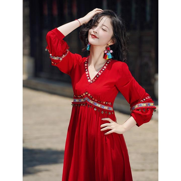 云南民族风长裙茶卡盐湖红色连衣裙青海湖旅游裙子沙漠异域风红裙