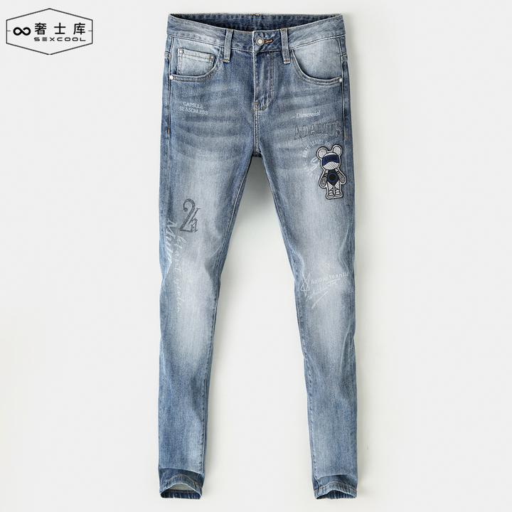 奢士库欧货高端2025夏天薄款浅蓝色小熊烫钻刺绣男士牛仔裤修身款