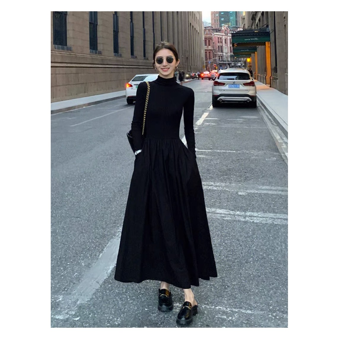 法式黑色长袖高领连衣裙女2024秋冬新款赫本风高级感打底气质长裙