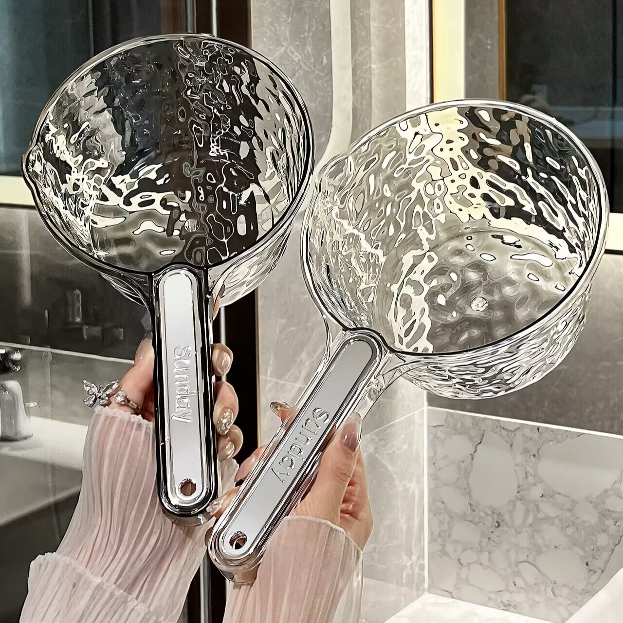 BSD家用水瓢摔不破加深加厚长柄厨房水勺透明塑料洗头勺子舀水瓢