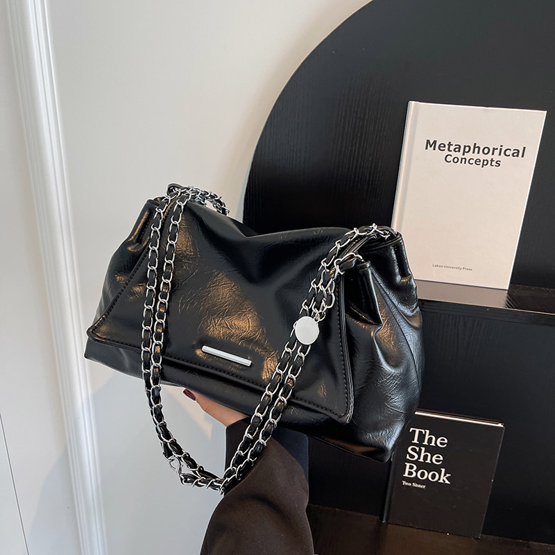 佐猫包包女款爆款2025新款高级质感小众腋下包时尚百搭通勤单肩包