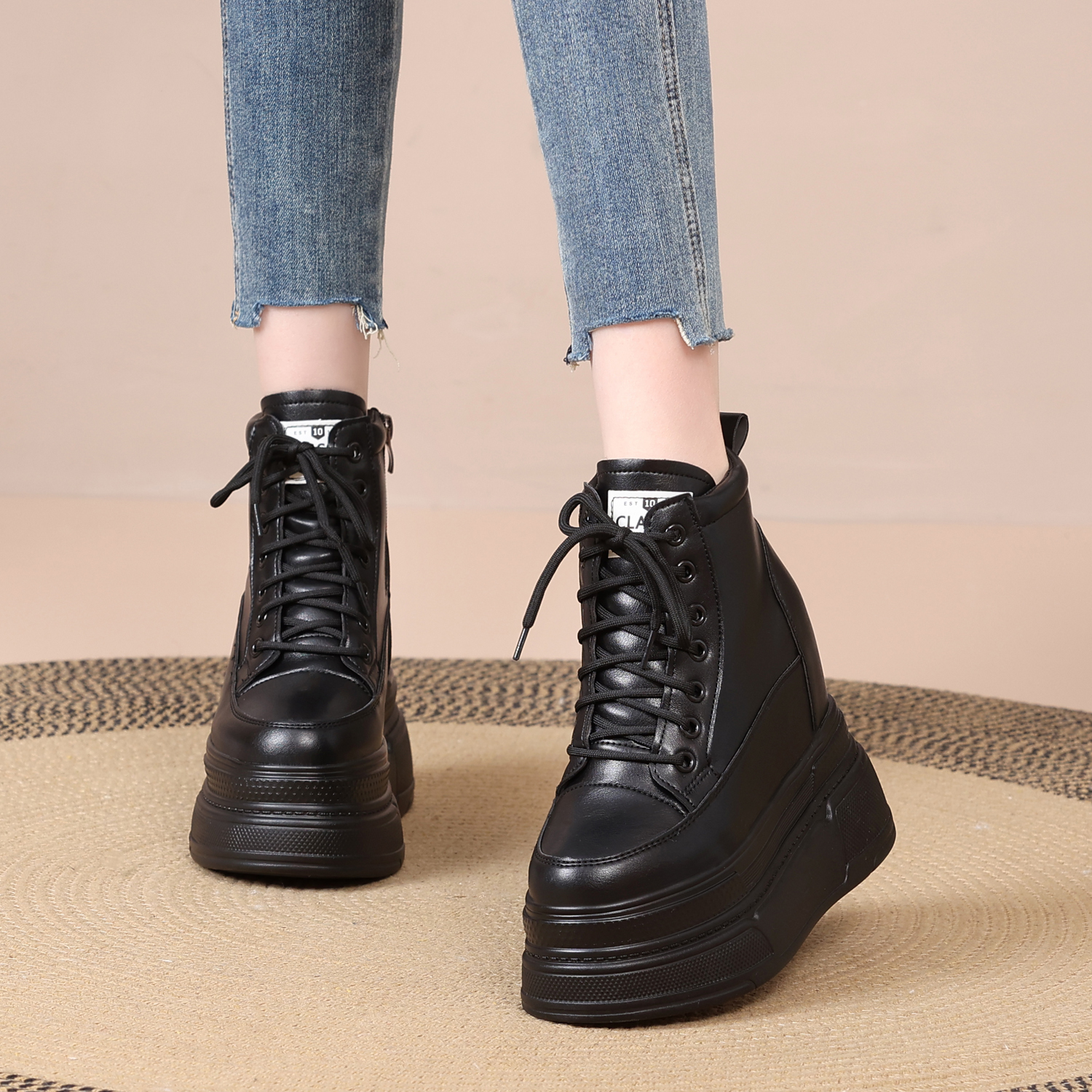 黑色增高13cm厚底高帮鞋秋冬新款超高跟女鞋小个子百搭时尚休闲鞋