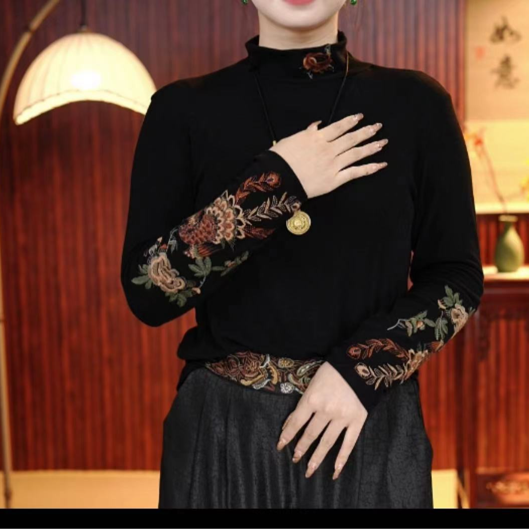 （金兰）2025秋冬新中式国风鳯串牡丹加厚针织打底宽松款绣花半高领
