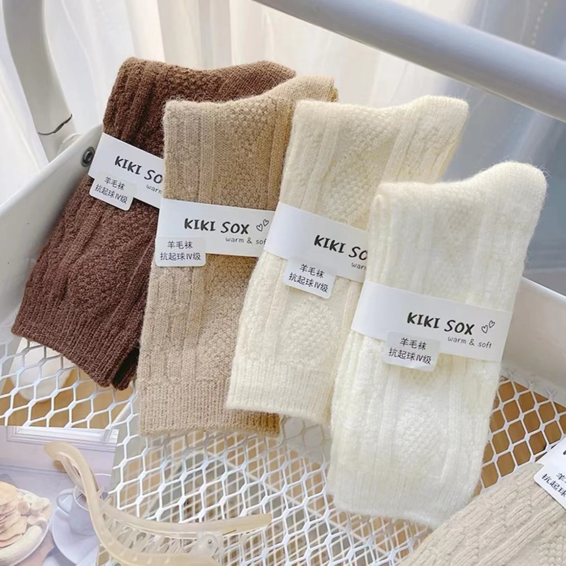 羊毛袜子女秋冬款中筒袜加厚保暖堆堆袜月子袜女士袜加绒纯色长袜