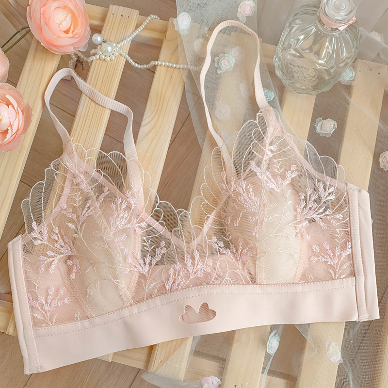 超薄大胸显小兔耳朵内衣女无钢圈夏季薄款蕾丝性感纯欲少女文胸罩