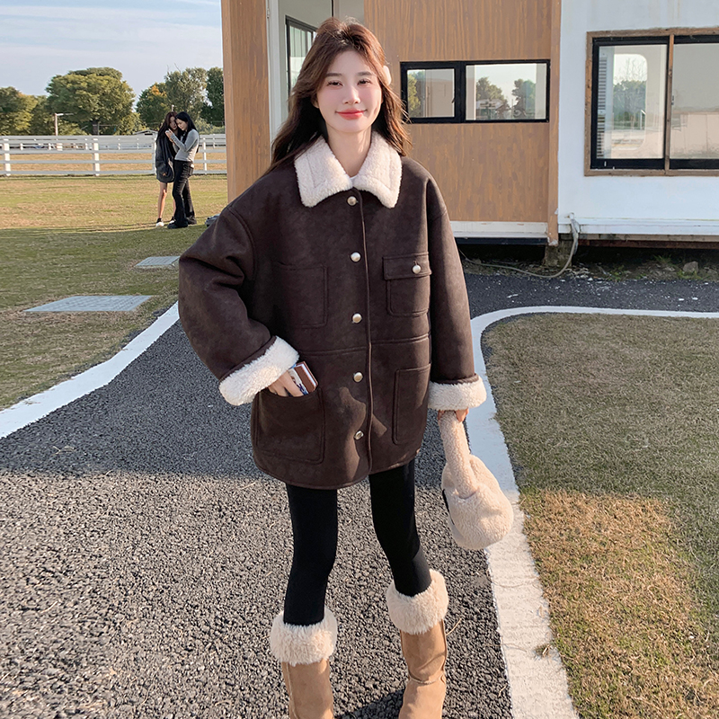 咖色美拉德复古做旧毛绒拼接工装外套女2024秋冬新款皮毛一体棉服