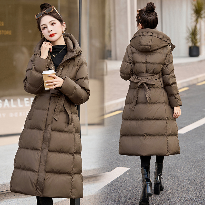 冬季羽绒服女款爆款2025新款加厚过膝妈妈冬装外套收腰连帽长款
