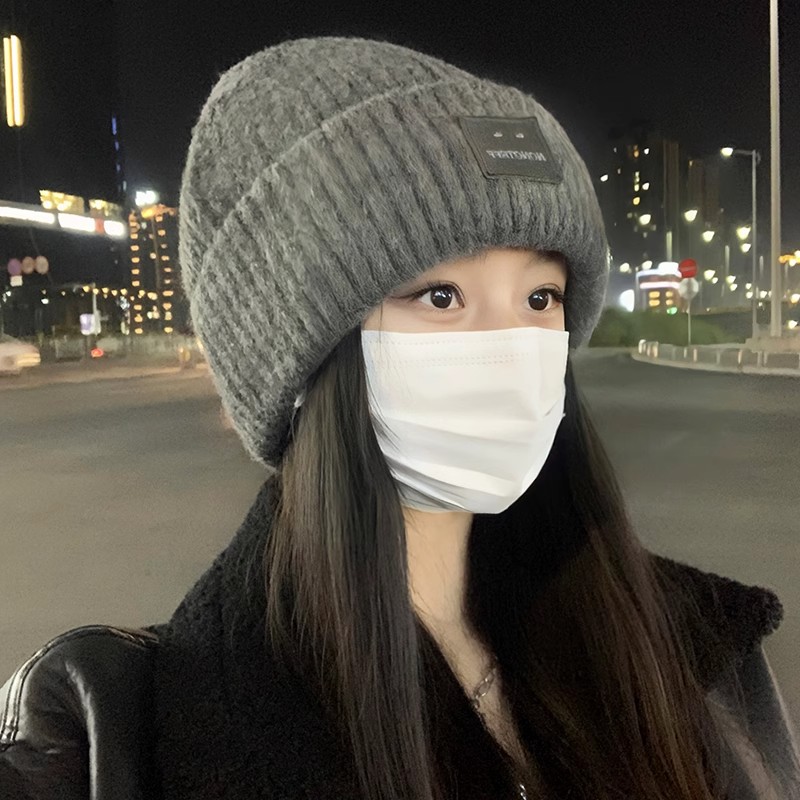 笑脸毛线帽子女秋冬保暖灰色针织帽显脸小百搭护耳保暖大头围帽子