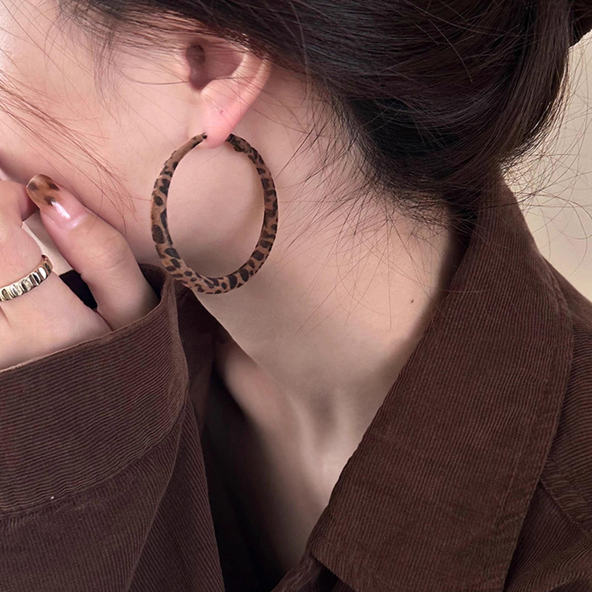 铜合金耳饰 简约方形豹纹耳圈独特气质小众显脸小耳环秋冬耳饰女