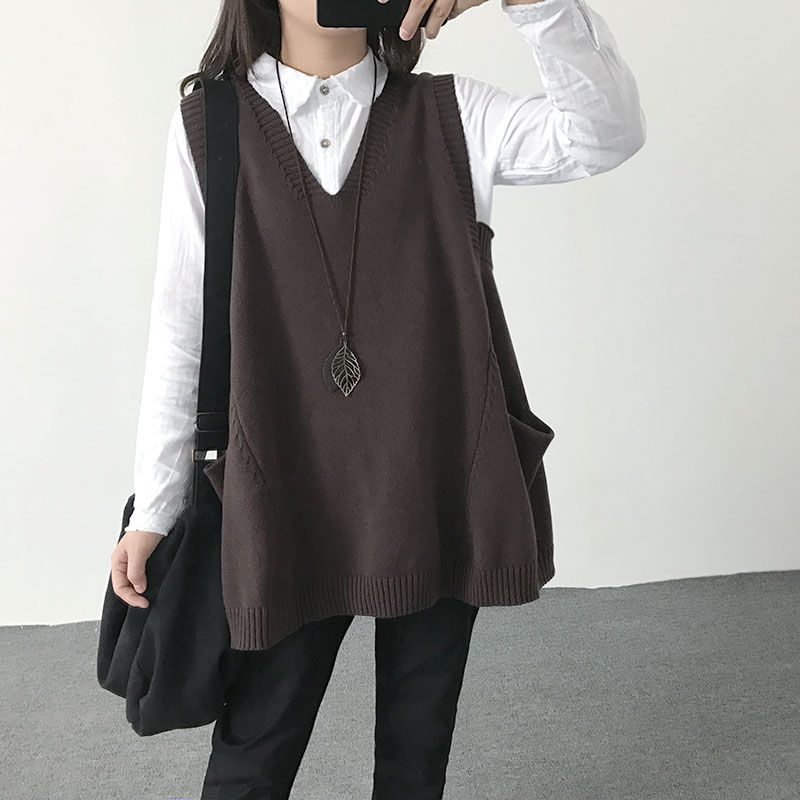 大码女装宽松针织马甲背心200斤中长无袖外穿洋气百搭v领遮肚马夹