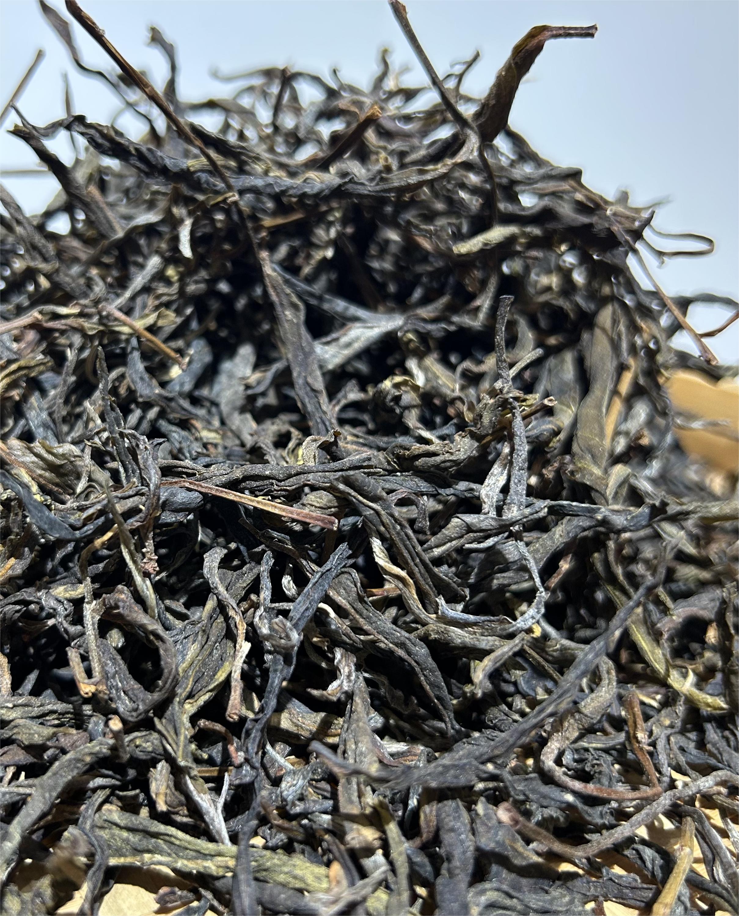 2025年老班章阿果地块 大树  头春  100克散茶  生茶