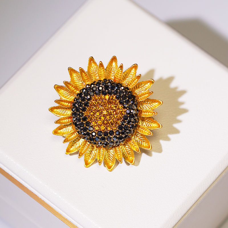 铜合金胸针 梵高【向日葵】ins时尚胸针小众中古水晶太阳花别针配饰