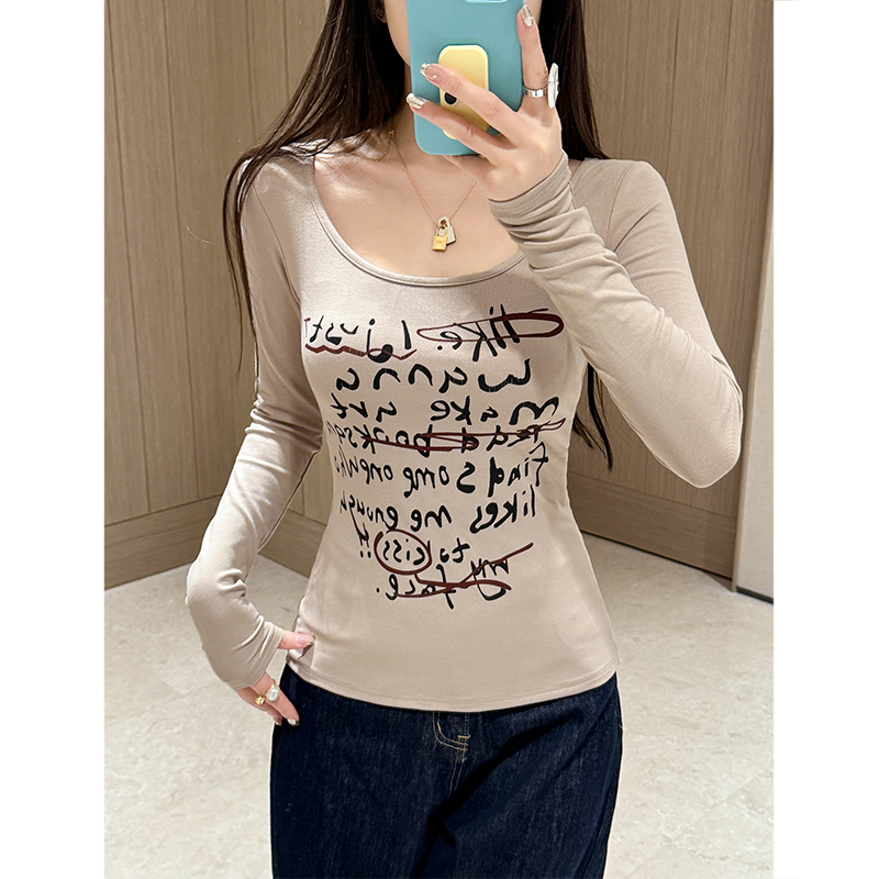 早秋新款字母印花露肩大领口长袖u领修身内搭打底衫辣妹紧身上衣