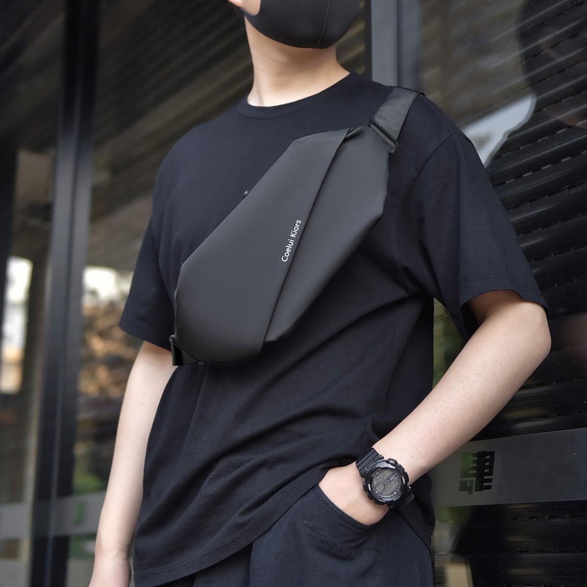 运动时尚户外多功能骑行单肩肩包学生腰包防水简约潮流斜背包胸包