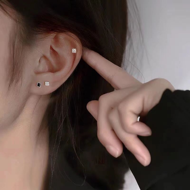 迷你耳钉针方形黑白锆石精致小巧简约百搭睡觉免摘女