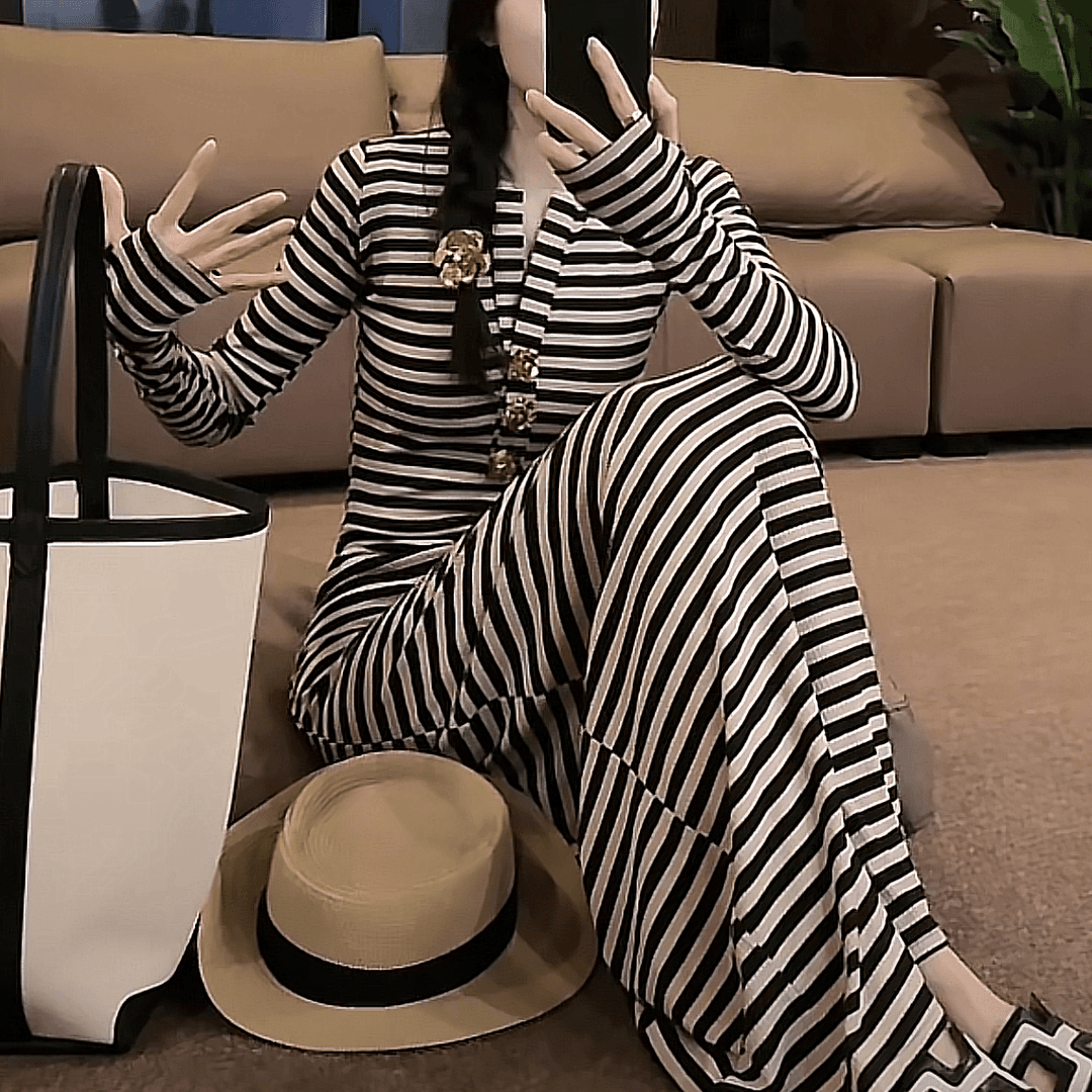 法式气质条纹t恤连衣裙女2024秋季新款修身显瘦减龄打底包臀长裙