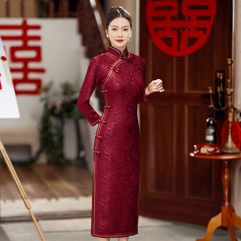 YS163旗袍2025年春季新款女红色旗袍改良长款加厚复古妈妈宴会裙