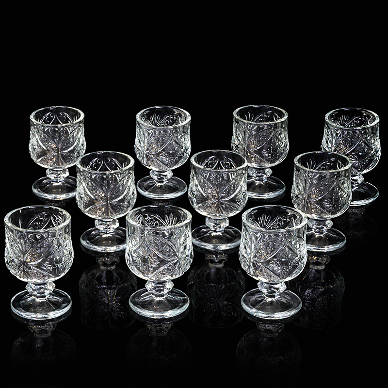 复古浮雕创意玻璃杯家用蝴蝶纹鸡尾酒杯白酒杯