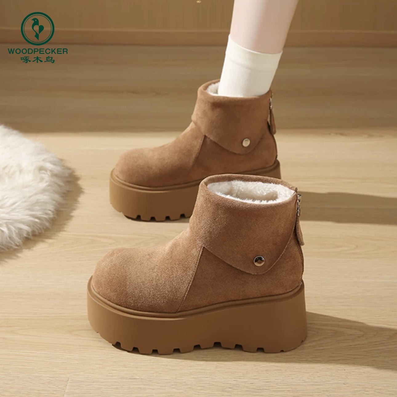 啄木鸟厚底增高雪地靴女2025年秋冬季新款复古时尚加绒保暖短筒靴