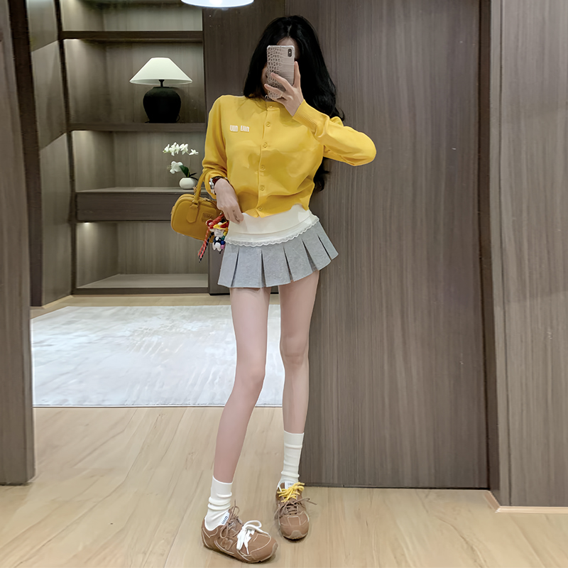 网红黄色针织衫女秋季百搭时尚气质设计感小众显瘦休闲韩版毛衣潮