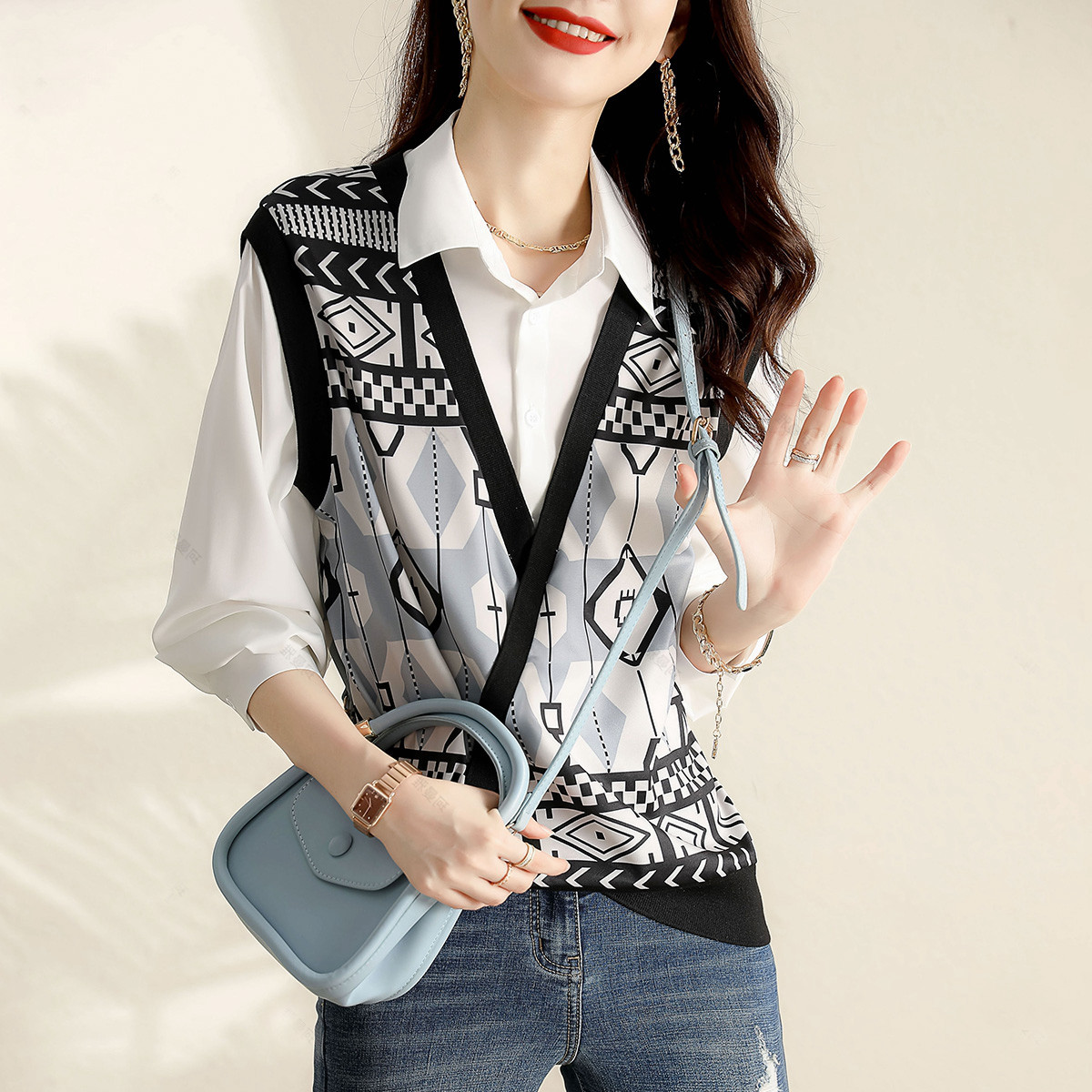 假两件拼接上衣针织马甲衬衫女秋季2023新款欧货洋气小衫长袖衬衣