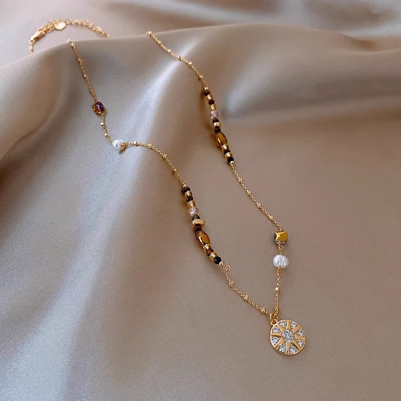 铜合金项链 秋冬美拉德星星圆盘项链女款2024新款轻奢精致毛衣链