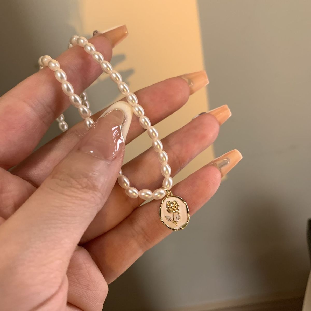 温柔美人法式玫瑰珠珠项链女气质名媛风高级感小众设计感毛衣链