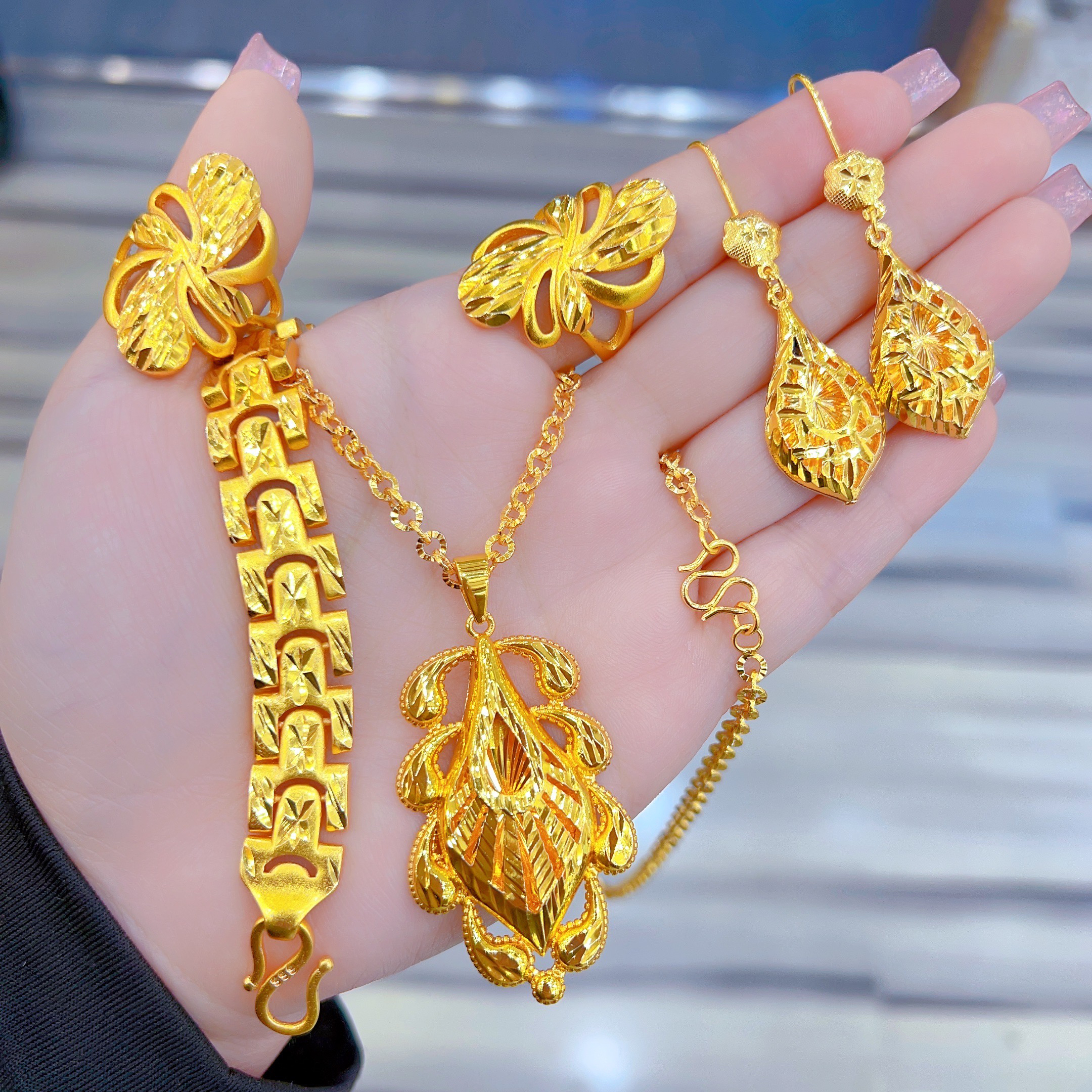 铜合金项链 伊帕尔阿依新款套装 时尚 百搭 气质 套装结婚新娘