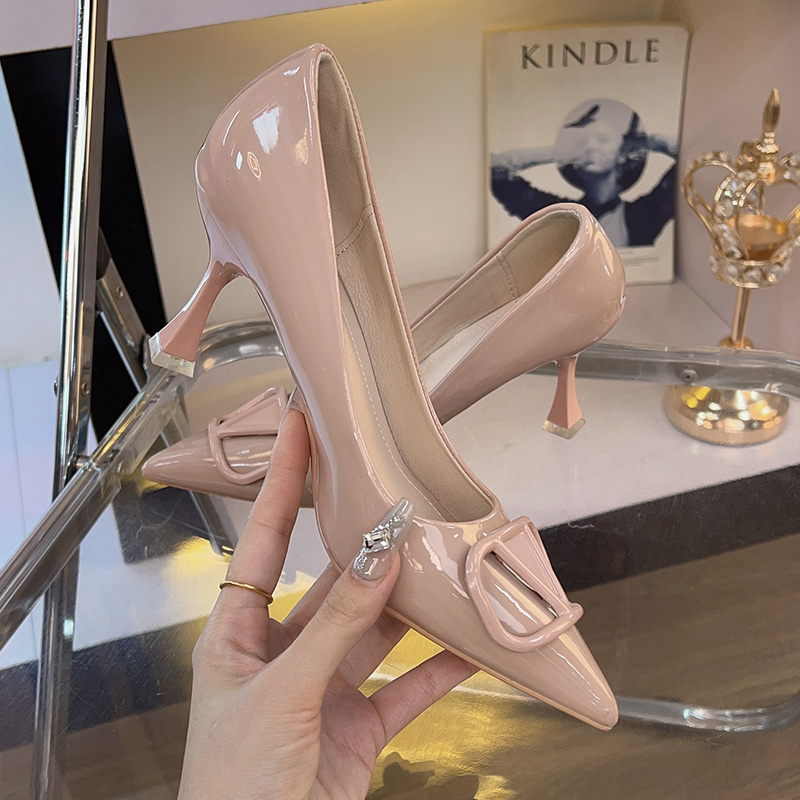 裸色高跟鞋女2025新款小众气质名媛细跟配裙子单鞋大码女鞋41-42