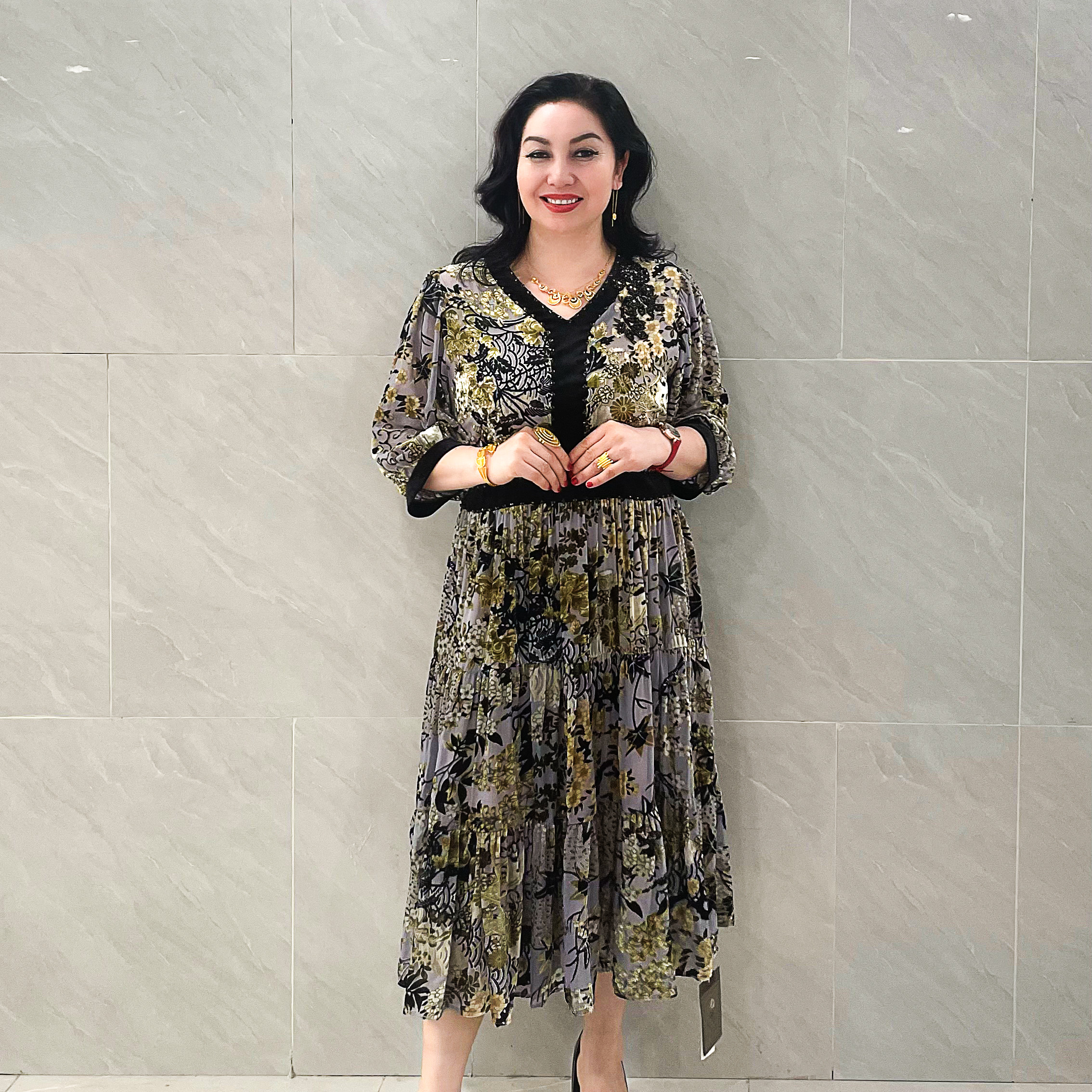 1-7黑色印花长裙长袖时尚连衣裙V领气质春夏中长款夏季轻奢