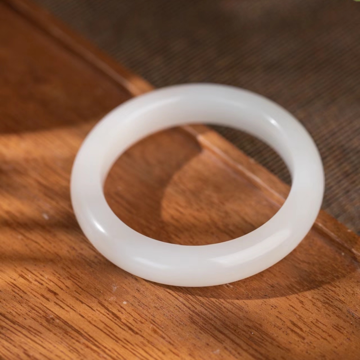 正品时尚爆款白色镯子少女女款美人镯